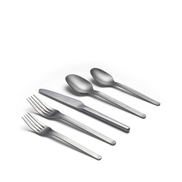 http://www.heathceramics.com/cdn/shop/products/heath-ceramics-flatware-muir-tumbled_SH-0010_grande.jpg?v=1573093821