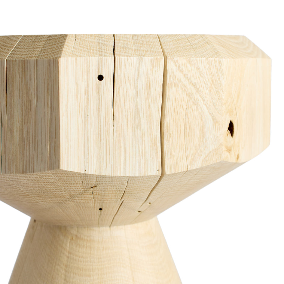 Six-Sided Facet Pedestal Stump in Bleached Oak Image 2