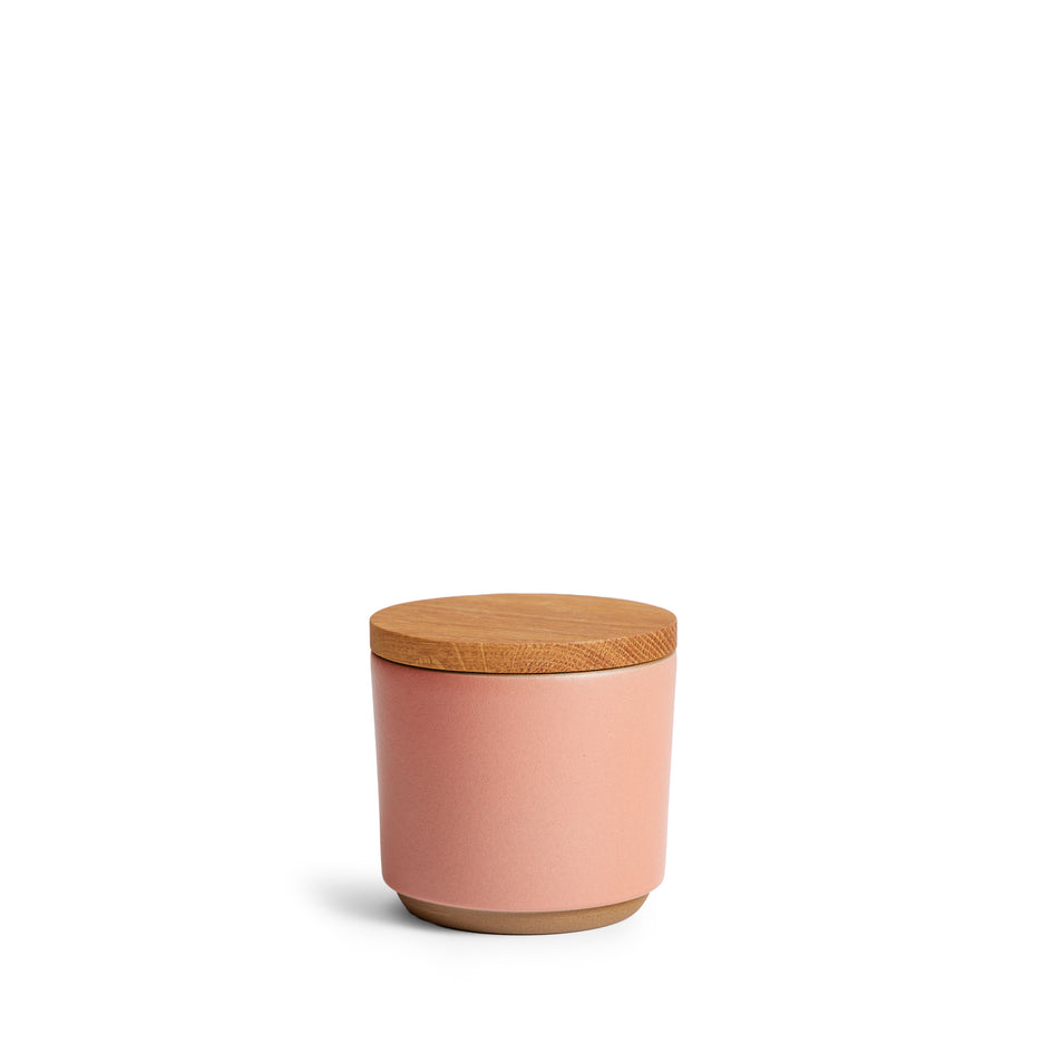 Container with Oak Lid in Grapefruit Image 1