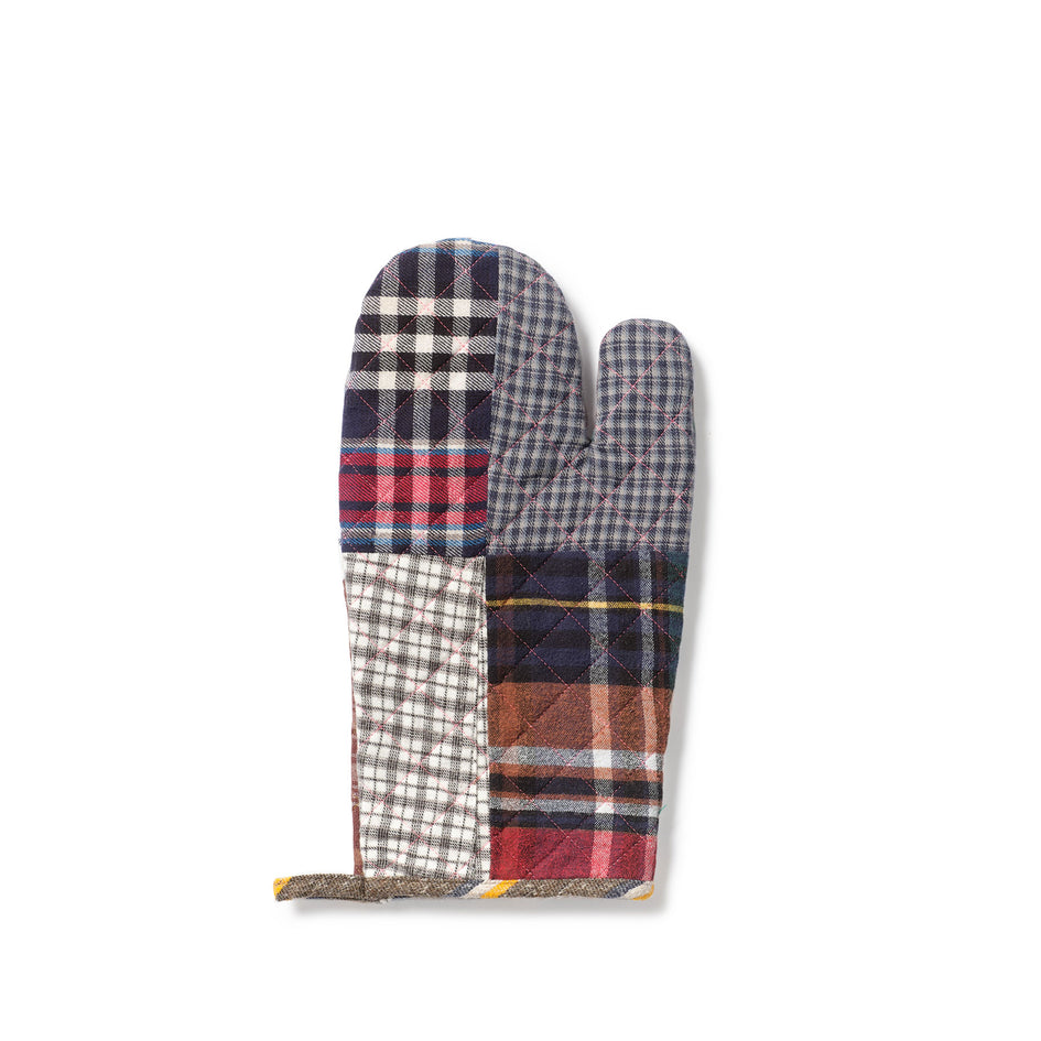 Patchwork Flannel Oven Mitt Image 1