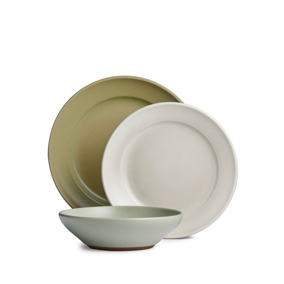 Milvia Dinnerware Set Image 1