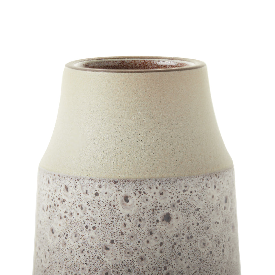 Neck Vase in Vanilla Bean and Matte Brown Image 3