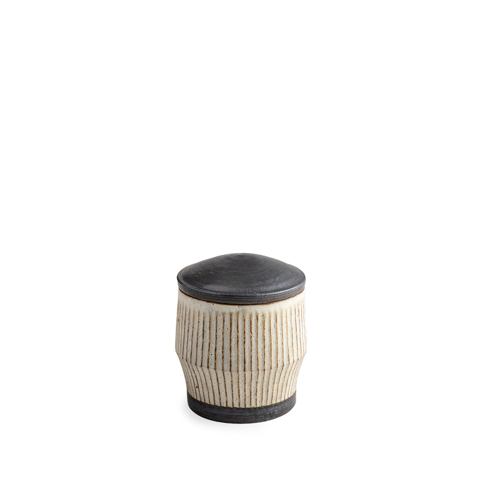 #54 Pleated Canister Image 1