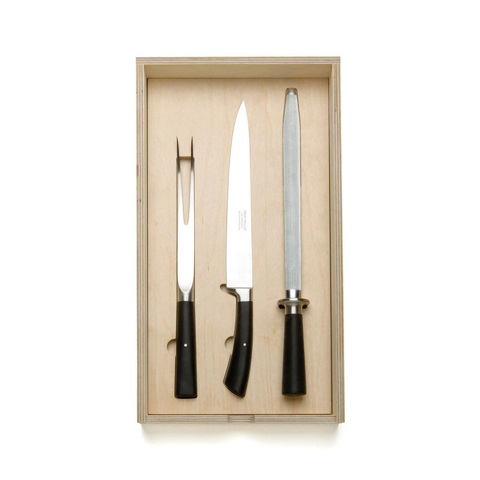 https://www.heathceramics.com/cdn/shop/products/carving-3-piece-knife-set-black-handle-david-mellor_K-CVSET_945x.jpg?v=1573093454