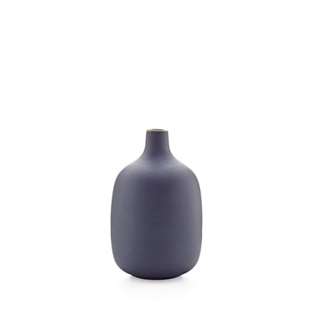https://www.heathceramics.com/cdn/shop/products/single-stem-vase-indigo-heath-ceramics_132-0250_440x440_crop_center.jpg?v=1667435914